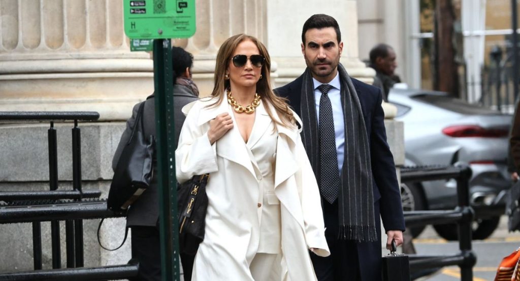 office romance trailer Jennifer Lopez Brett Goldstein Netflix 2026