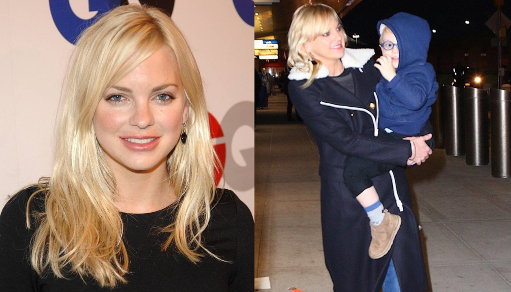 Anna Faris with son leaving mom series