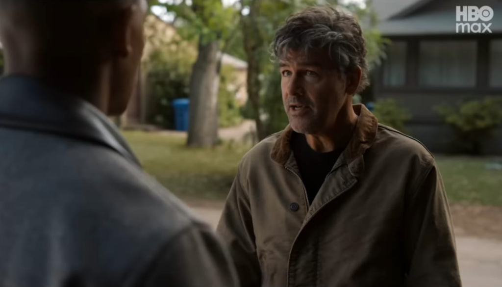 Kyle Chandler portraying veteran Green Lantern Hal Jordan in the Lanterns HBO series promotional still, showing serious and determined expression